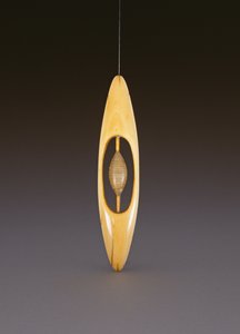 Netsuke egy szövősiklót ábrázol, 1860 körül (lásd még: 208396)